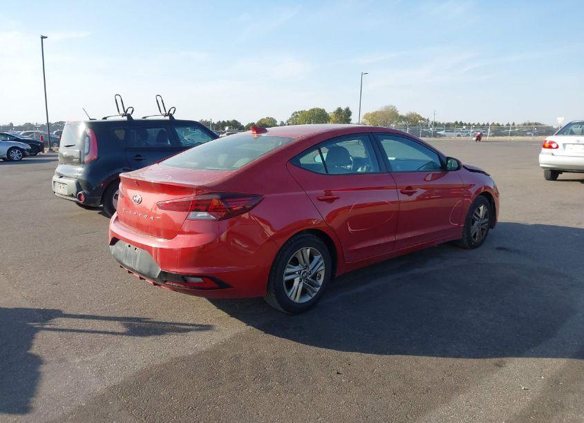 Photo 4 of 2019 Hyundai Elantra SEL (VIN 5NPD84LF4KH423039)