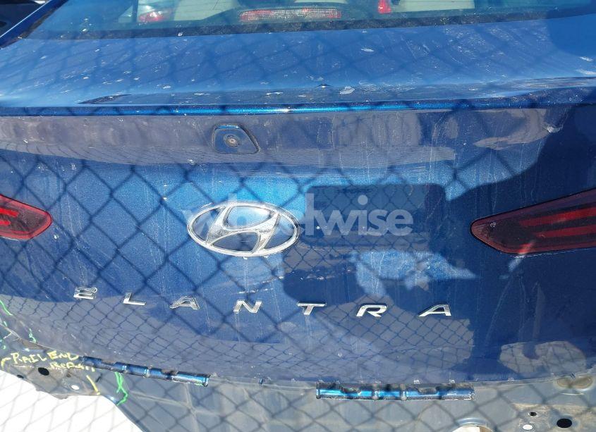 Photo 16 of 2019 Hyundai Elantra SEL (VIN 5NPD84LF4KH427141)