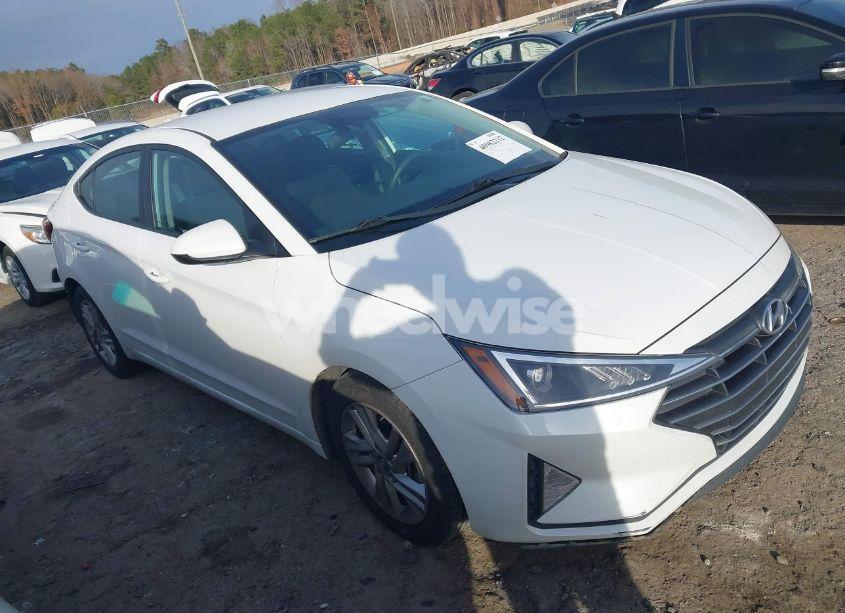 2019 Hyundai Elantra SEL (VIN 5NPD84LF4KH455571) main photo