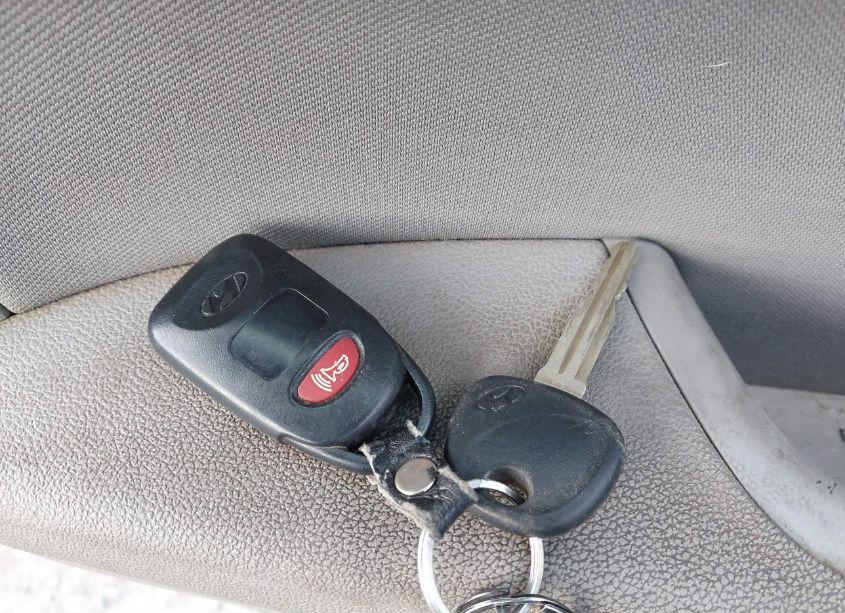 Photo 11 of 2019 Hyundai Elantra SEL (VIN 5NPD84LF4KH472130)