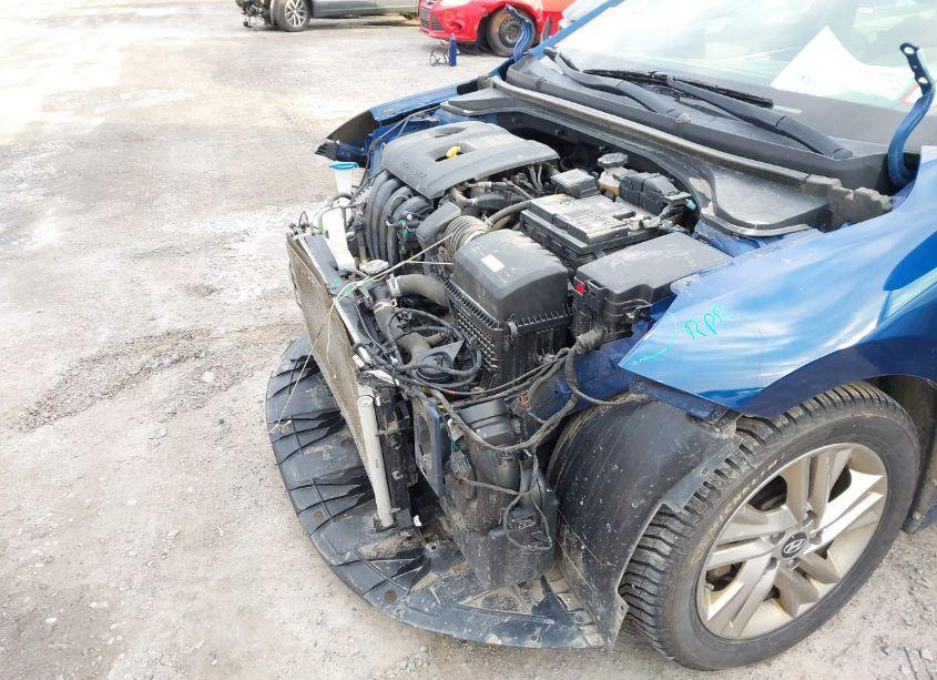 Photo 6 of 2019 Hyundai Elantra SEL (VIN 5NPD84LF4KH472130)