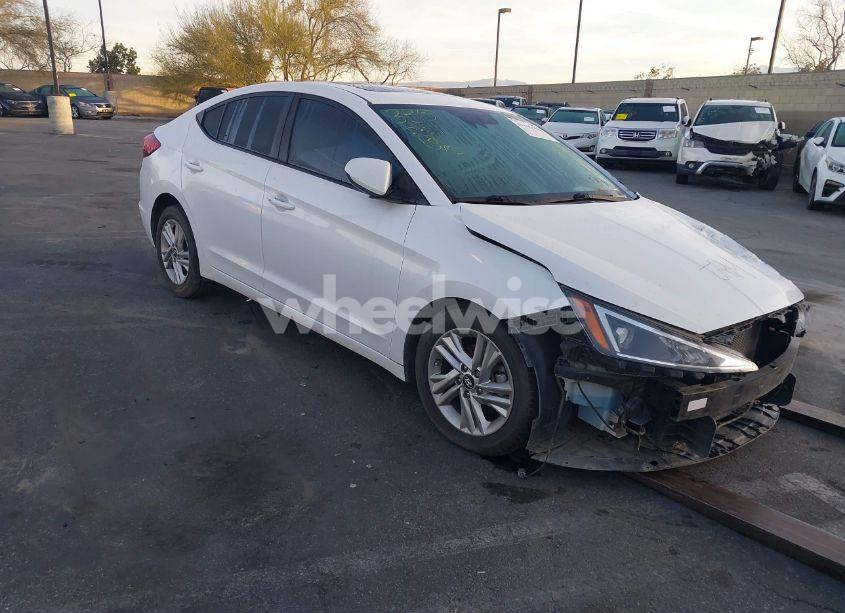 2019 Hyundai Elantra VALUE EDITION (VIN 5NPD84LF4KH474671) main photo