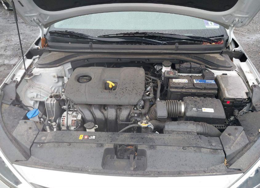 Photo 10 of 2019 Hyundai Elantra LIMITED (VIN 5NPD84LF4KH486397)