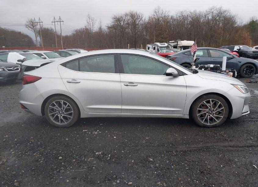 Photo 13 of 2019 Hyundai Elantra LIMITED (VIN 5NPD84LF4KH486397)