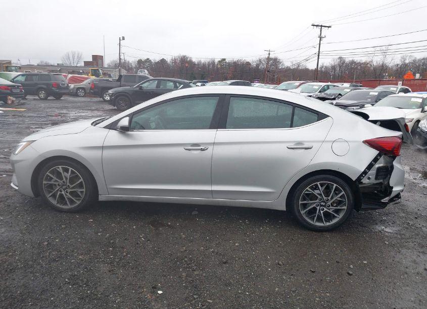 Photo 14 of 2019 Hyundai Elantra LIMITED (VIN 5NPD84LF4KH486397)