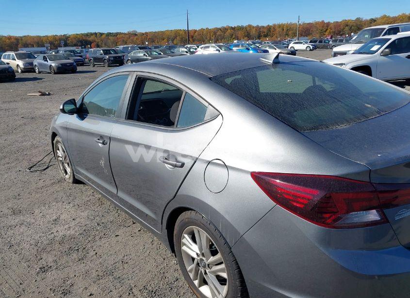 Photo 6 of 2019 Hyundai Elantra SEL (VIN 5NPD84LF4KH493060)