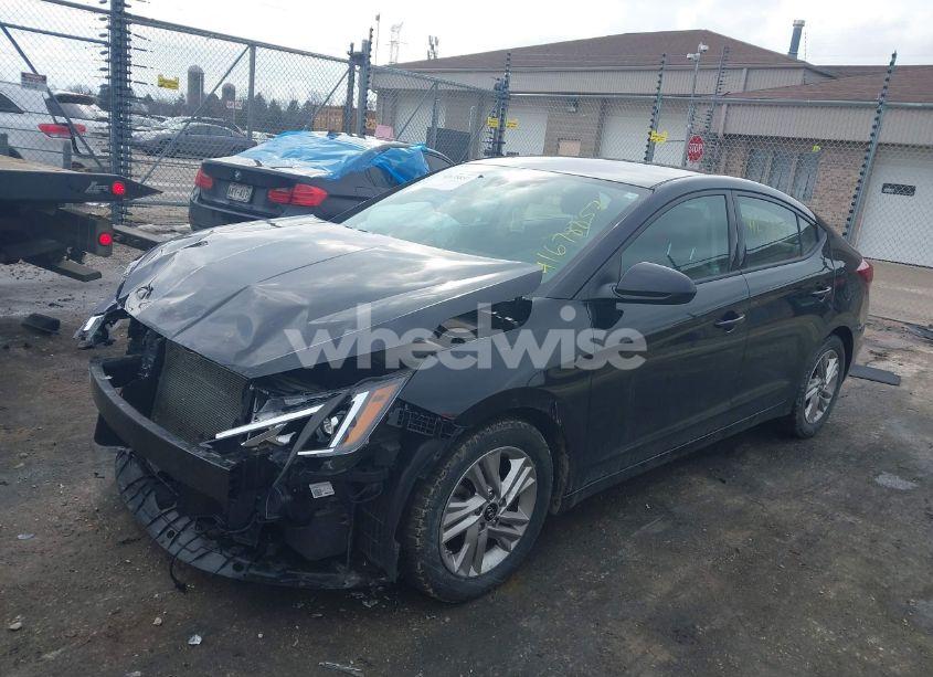 Photo 2 of 2020 Hyundai Elantra SEL (VIN 5NPD84LF4LH516399)