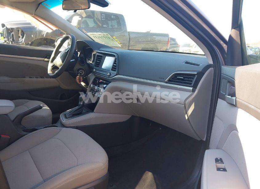 Photo 5 of 2020 Hyundai Elantra SEL (VIN 5NPD84LF4LH522302)