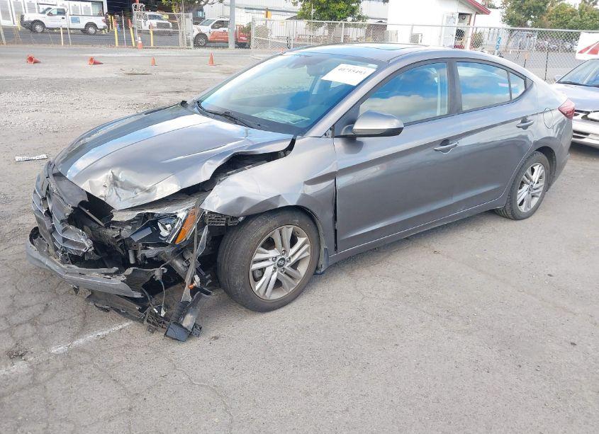 Photo 2 of 2020 Hyundai Elantra VALUE EDITION (VIN 5NPD84LF4LH535969)