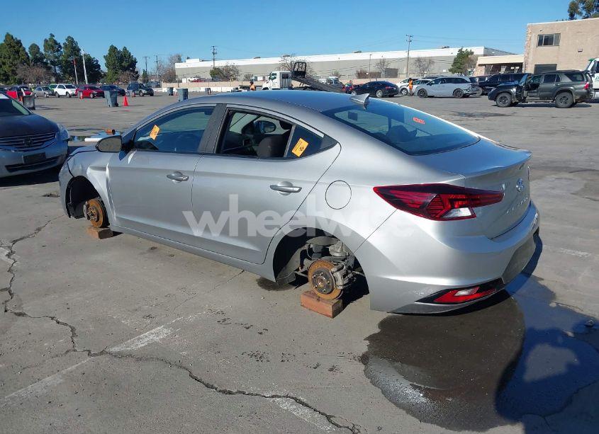 Photo 3 of 2020 Hyundai Elantra SEL (VIN 5NPD84LF4LH596285)