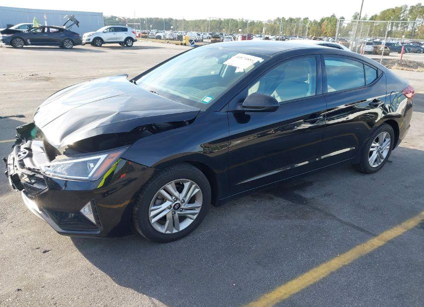 Photo 2 of 2020 Hyundai Elantra SEL (VIN 5NPD84LF4LH620150)