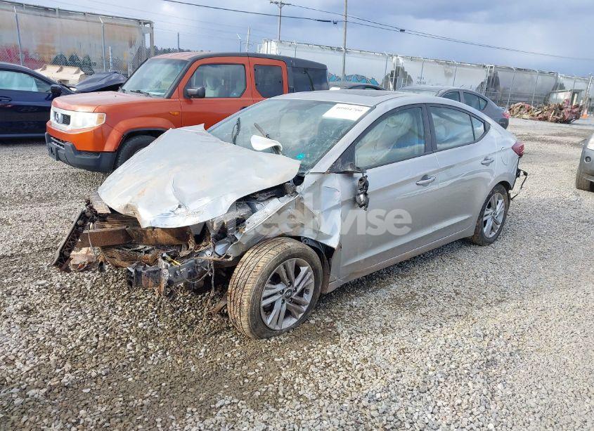 Photo 2 of 2020 Hyundai Elantra VALUE EDITION (VIN 5NPD84LF4LH622271)