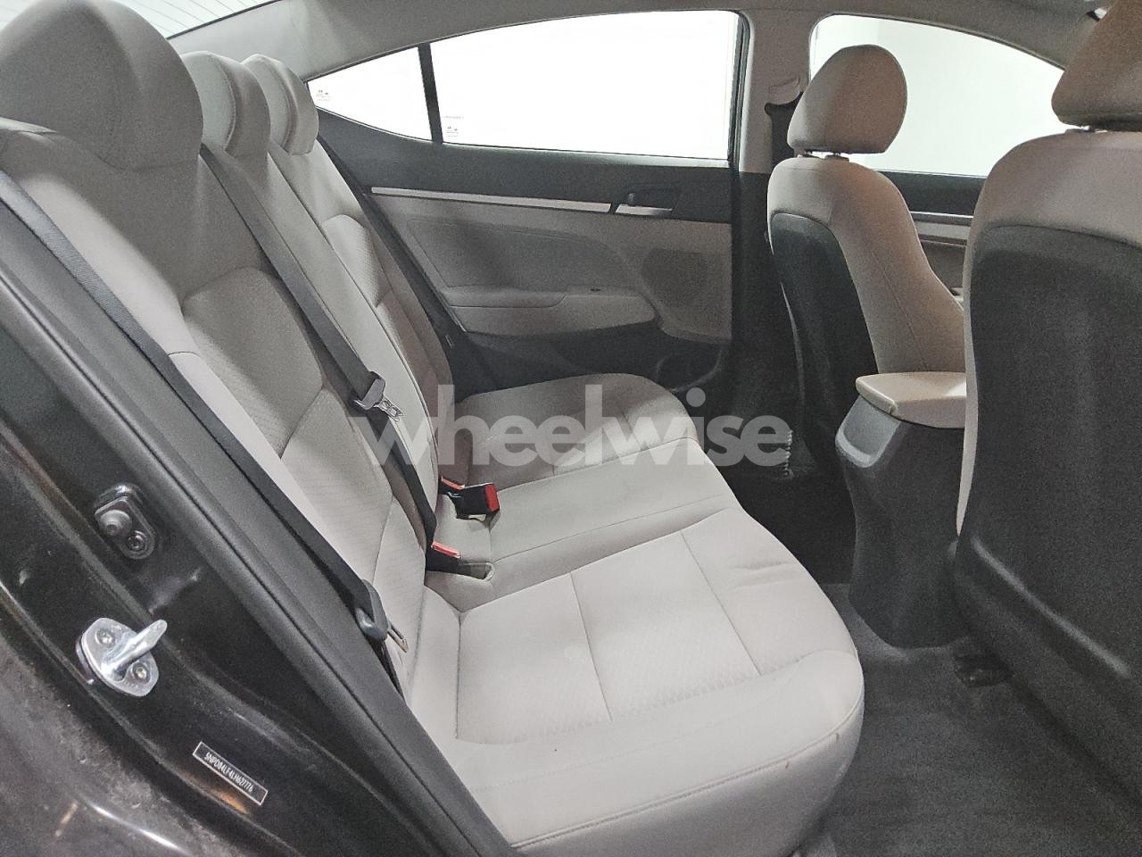 Photo 10 of 2020 HYUNDAI ELANTRA SEL (VIN 5NPD84LF4LH627776)