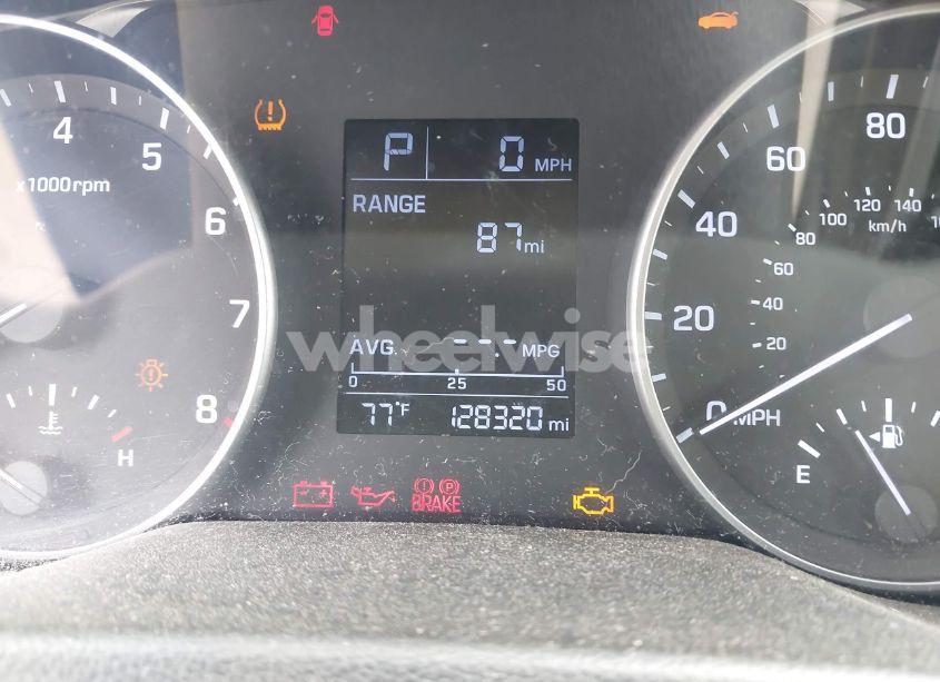 Photo 15 of 2017 Hyundai Elantra SE (VIN 5NPD84LF5HH003508)