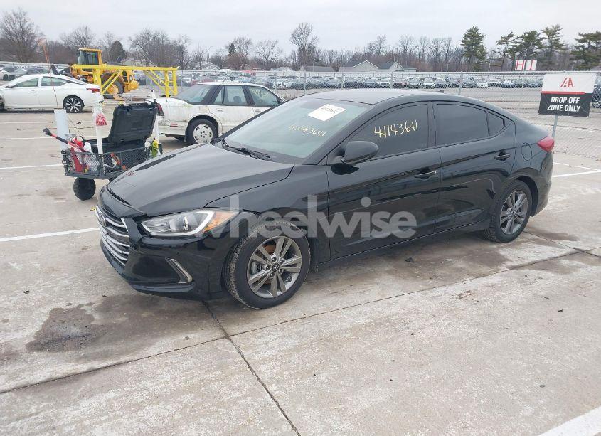 Photo 2 of 2017 Hyundai Elantra SE (VIN 5NPD84LF5HH014802)