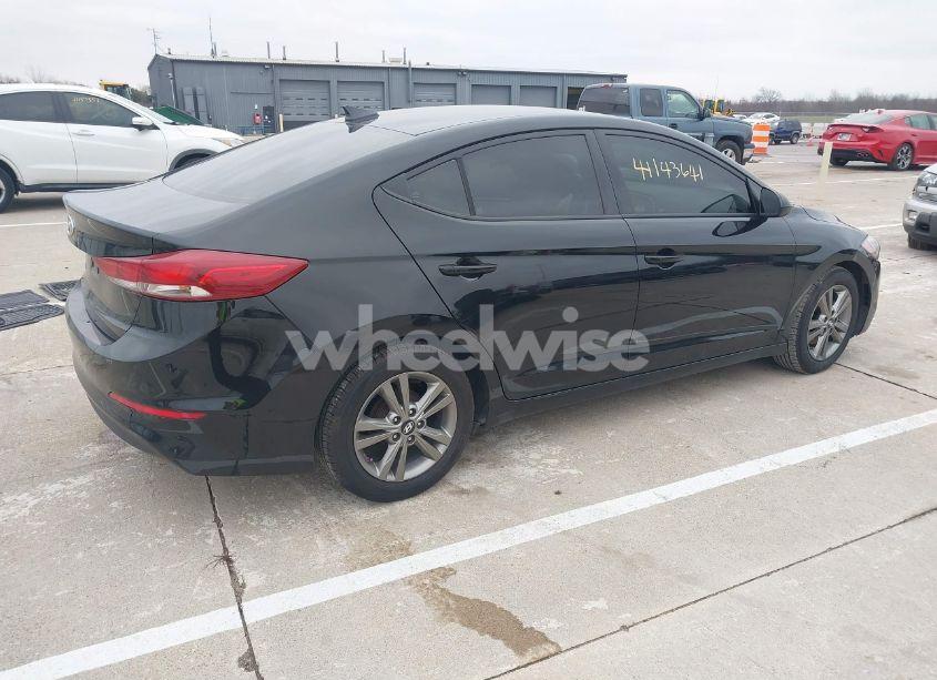 Photo 4 of 2017 Hyundai Elantra SE (VIN 5NPD84LF5HH014802)
