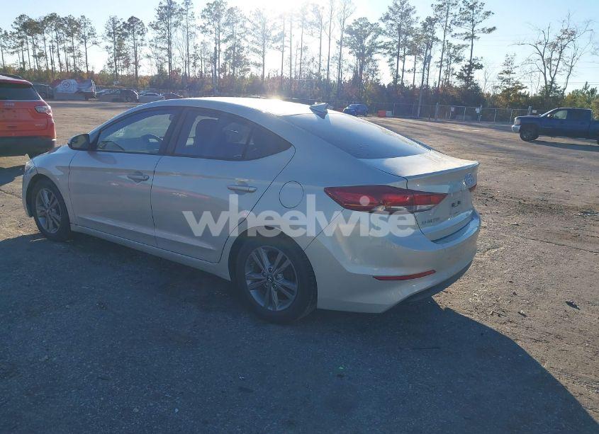 Photo 3 of 2017 Hyundai Elantra SE (VIN 5NPD84LF5HH022754)