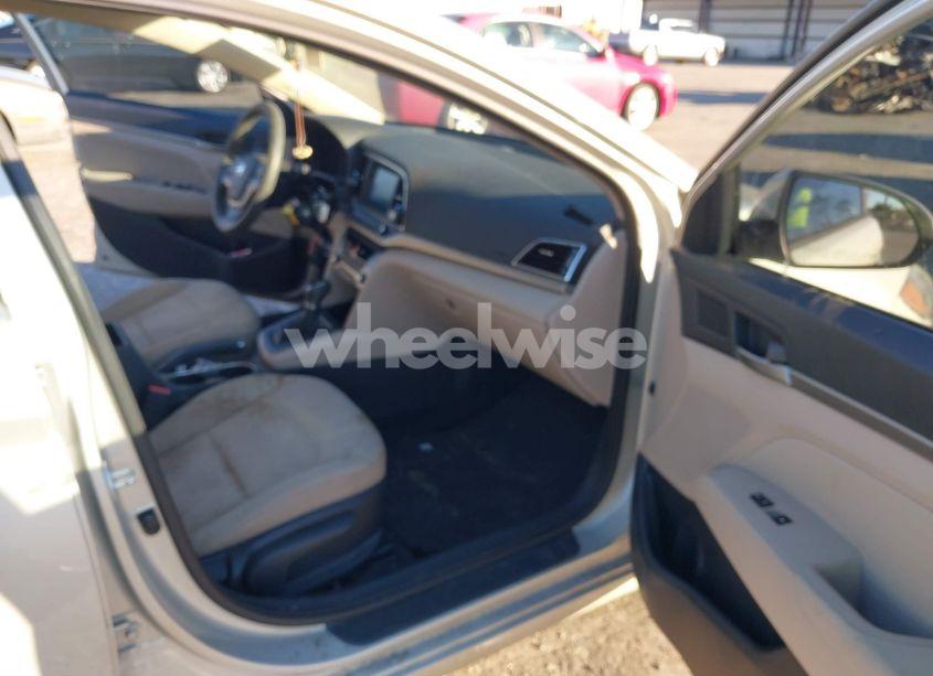 Photo 5 of 2017 Hyundai Elantra SE (VIN 5NPD84LF5HH022754)