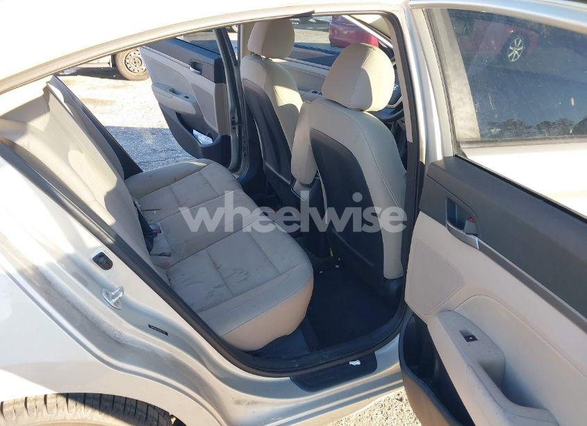 Photo 8 of 2017 Hyundai Elantra SE (VIN 5NPD84LF5HH022754)