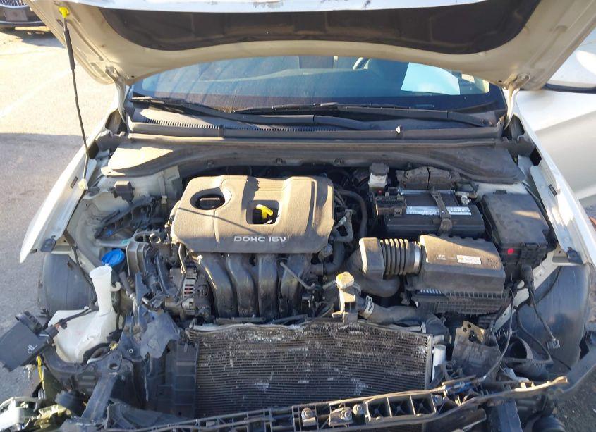 Photo 10 of 2017 Hyundai Elantra SE (VIN 5NPD84LF5HH042471)