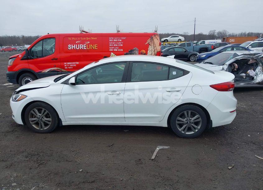 Photo 14 of 2017 Hyundai Elantra SE (VIN 5NPD84LF5HH053311)
