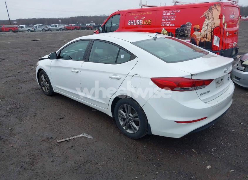 Photo 3 of 2017 Hyundai Elantra SE (VIN 5NPD84LF5HH053311)