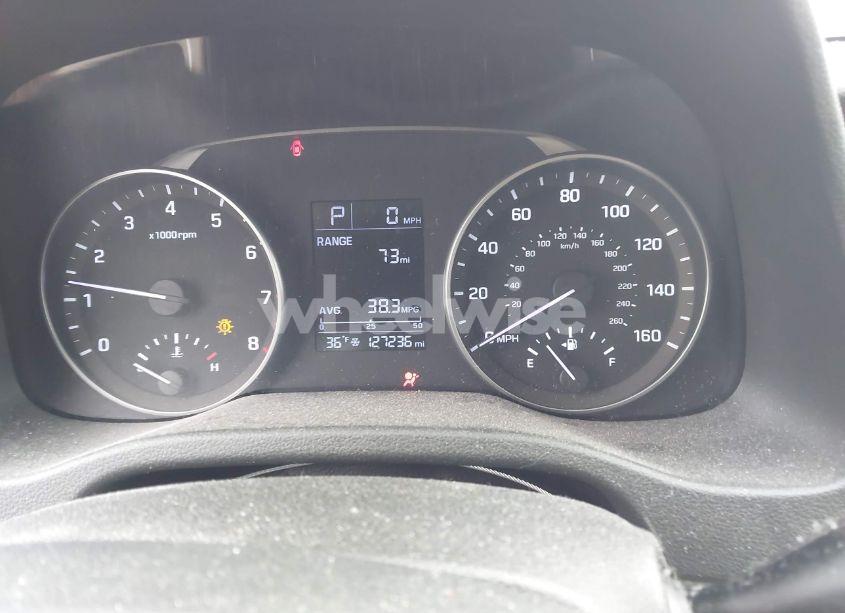 Photo 7 of 2017 Hyundai Elantra SE (VIN 5NPD84LF5HH053311)