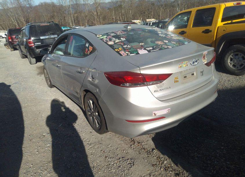 Photo 3 of 2017 Hyundai Elantra SE (VIN 5NPD84LF5HH057875)