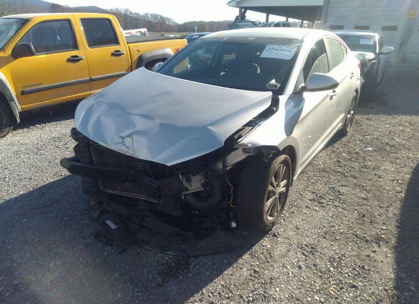 Photo 6 of 2017 Hyundai Elantra SE (VIN 5NPD84LF5HH057875)