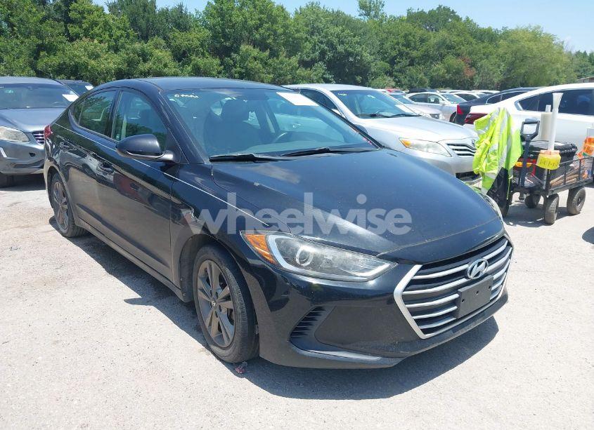 2017 Hyundai Elantra SE (VIN 5NPD84LF5HH076345) main photo