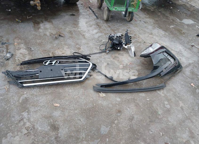 Photo 12 of 2017 Hyundai Elantra SE (VIN 5NPD84LF5HH080573)