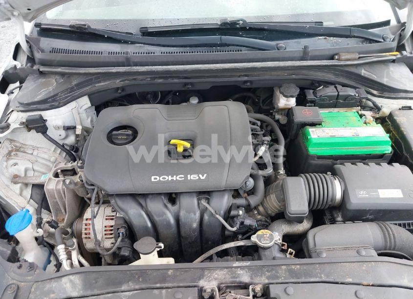 Photo 10 of 2017 Hyundai Elantra SE (VIN 5NPD84LF5HH092092)