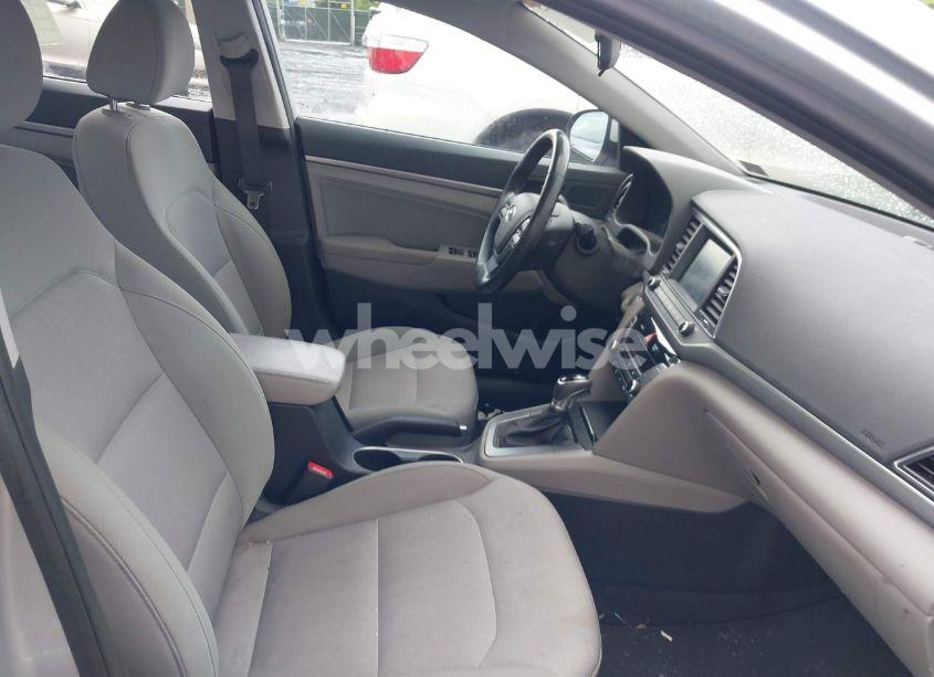 Photo 5 of 2017 Hyundai Elantra SE (VIN 5NPD84LF5HH092092)