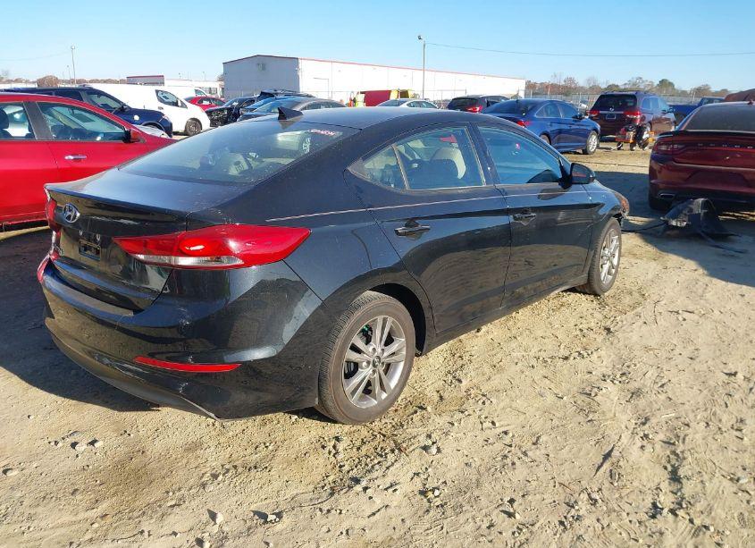 Photo 4 of 2017 Hyundai Elantra SE (VIN 5NPD84LF5HH105052)