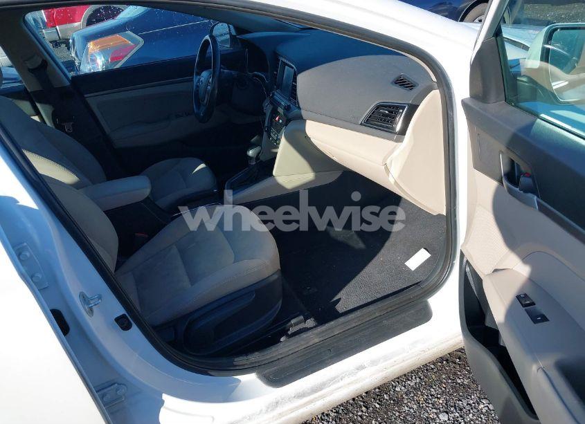 Photo 5 of 2017 Hyundai Elantra SE/VALUE/LIMITED (VIN 5NPD84LF5HH109117)