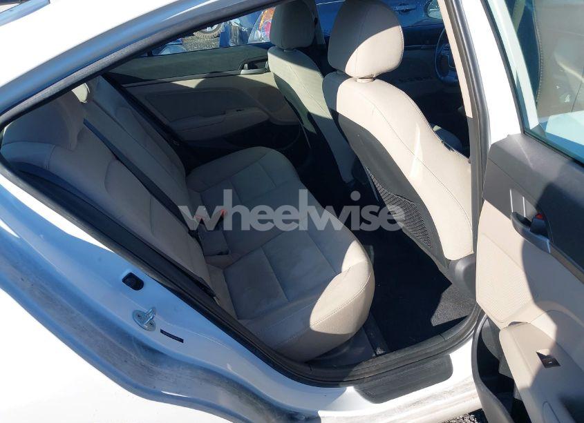 Photo 8 of 2017 Hyundai Elantra SE/VALUE/LIMITED (VIN 5NPD84LF5HH109117)