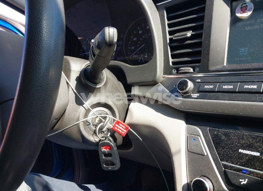 Photo 6 of 2017 Hyundai Elantra SE (VIN 5NPD84LF5HH109232)