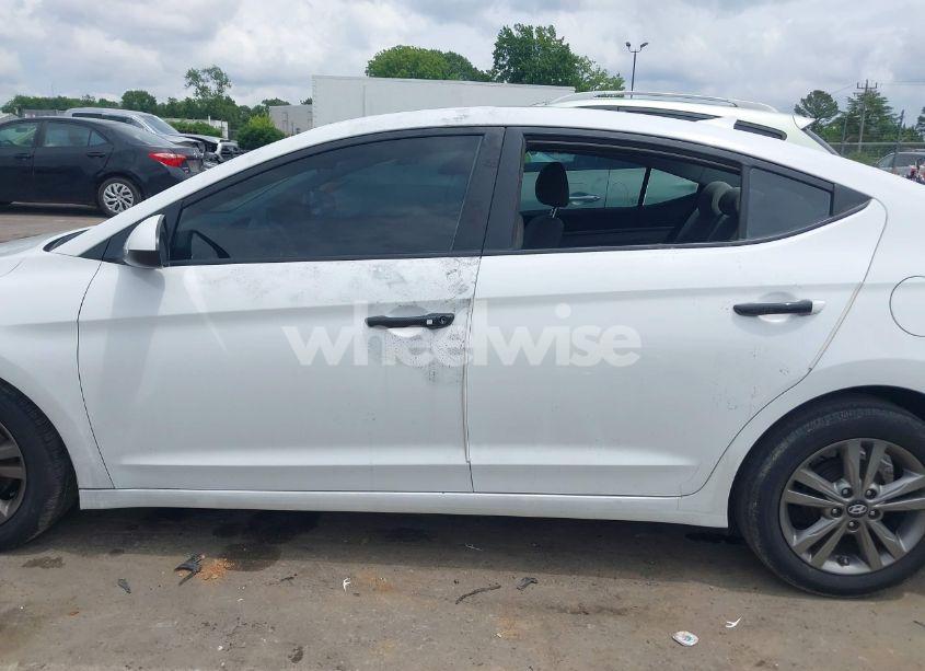 Photo 14 of 2017 Hyundai Elantra SE (VIN 5NPD84LF5HH132588)