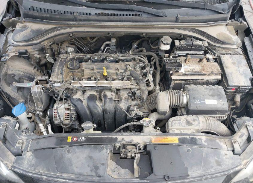 Photo 10 of 2017 Hyundai Elantra SE (VIN 5NPD84LF5HH174016)