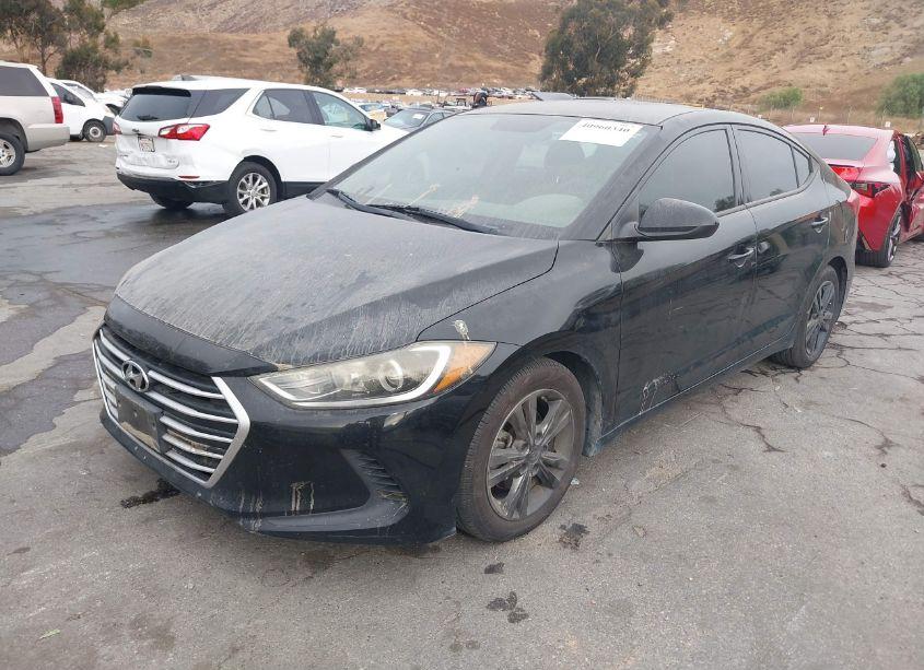 Photo 2 of 2017 Hyundai Elantra SE (VIN 5NPD84LF5HH174016)