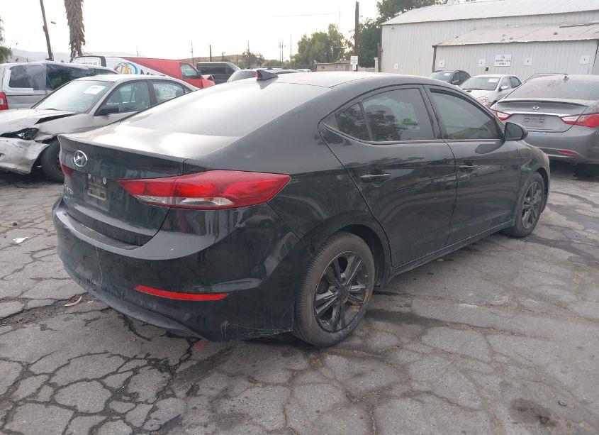 Photo 4 of 2017 Hyundai Elantra SE (VIN 5NPD84LF5HH174016)