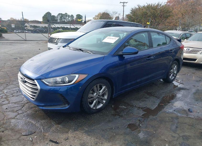 Photo 2 of 2017 Hyundai Elantra SE (VIN 5NPD84LF5HH192502)