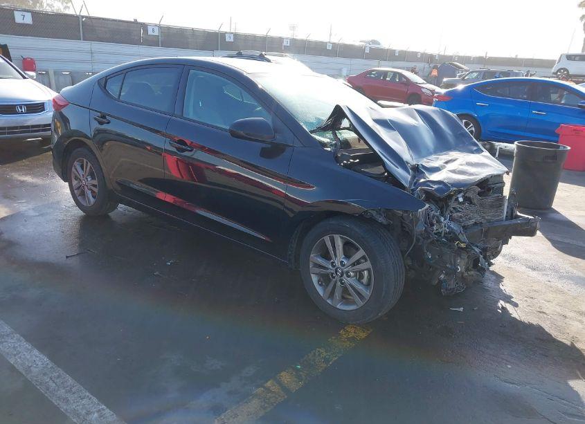 2018 Hyundai Elantra SEL (VIN 5NPD84LF5JH213984) main photo