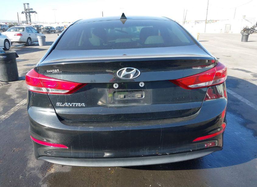 Photo 16 of 2018 Hyundai Elantra SEL (VIN 5NPD84LF5JH213984)