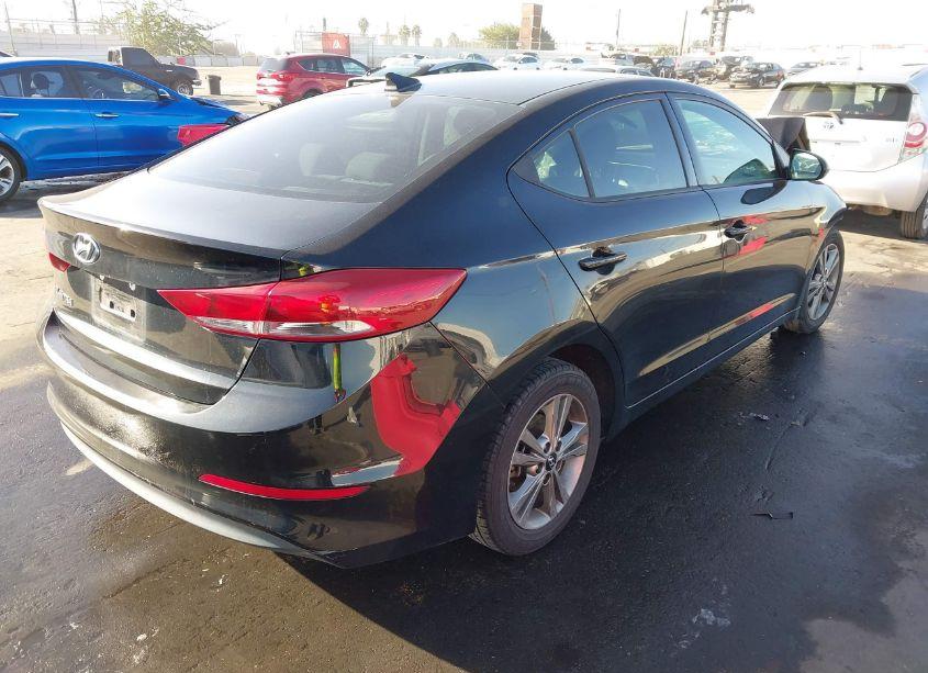 Photo 4 of 2018 Hyundai Elantra SEL (VIN 5NPD84LF5JH213984)