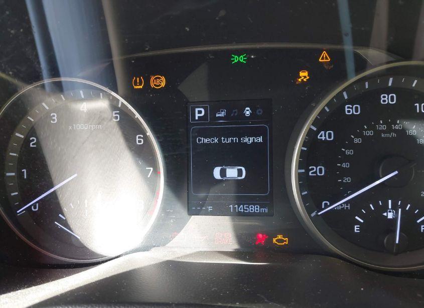 Photo 7 of 2018 Hyundai Elantra SEL (VIN 5NPD84LF5JH213984)