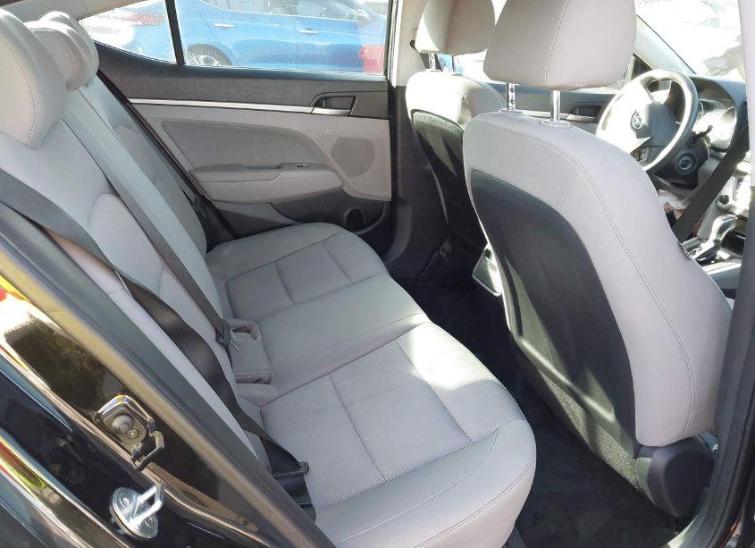 Photo 8 of 2018 Hyundai Elantra SEL (VIN 5NPD84LF5JH213984)