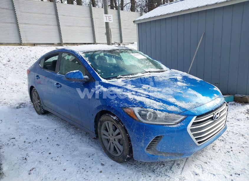 2018 Hyundai Elantra SEL (VIN 5NPD84LF5JH220725) main photo