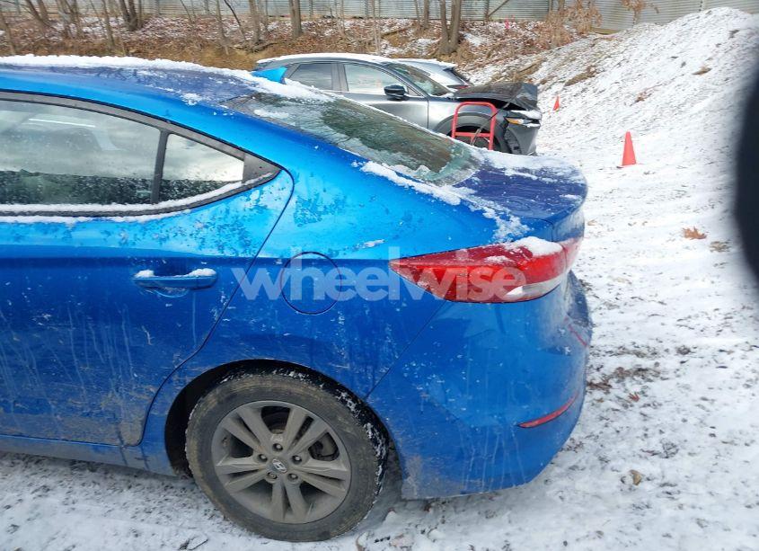 Photo 12 of 2018 Hyundai Elantra SEL (VIN 5NPD84LF5JH220725)