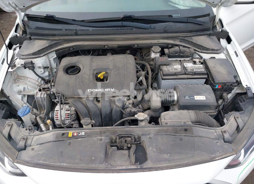 Photo 10 of 2018 Hyundai Elantra SEL (VIN 5NPD84LF5JH225651)